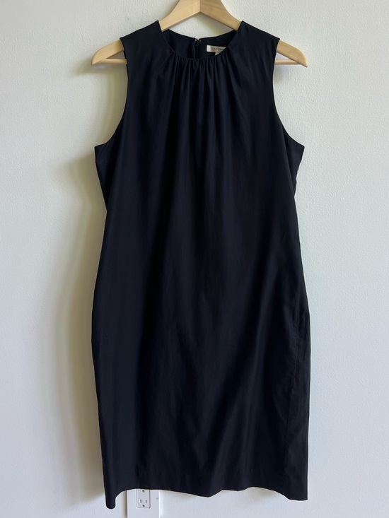 Liz Claiborne Dresses & Skirts - Liz Claiborne Black Silk Blend Sleeveless Shift Dress Minimalist Office Size 12